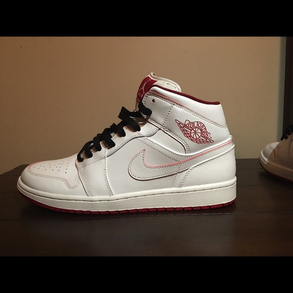 Jordan 1 - Picture 7 of 8